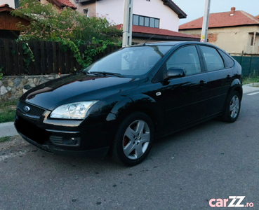 Ford Focus 1.6 Ti-VCT benzină, 116cp