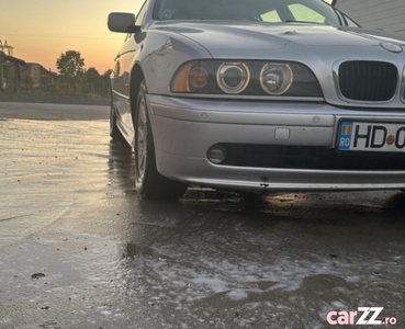 Liciteaza-BMW 520 2001