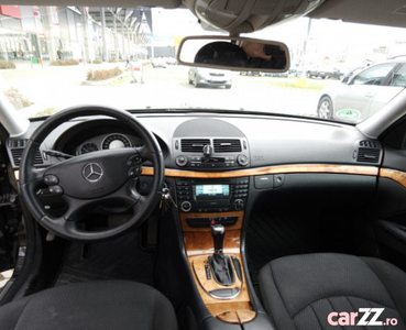 Liciteaza-Mercedes-Benz E-Class 2006