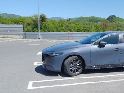 Mazda 3 e-Skyactiv G 122 Exclusive Line