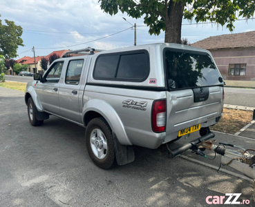 Nissan Navara D22 4x4 2004