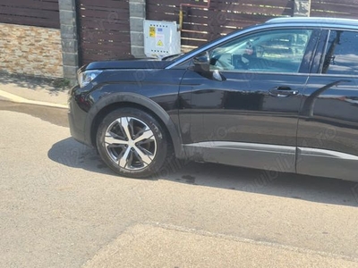 Peugeot 3008, Anul 2019 Motor 1.2, 130 Cai, 105.000 km