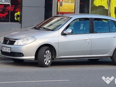 Renault Clio 2013 pe benzina