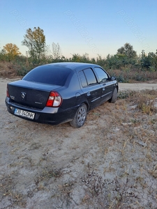 Renault symbol 1.5 dci an 2008