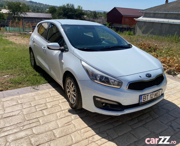 Kia cee'd 2016 masina