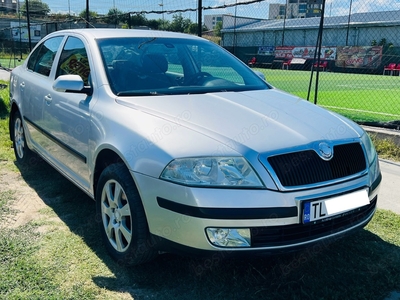 Skoda Octavia 2.0fsi 150cp Benzina + Cutie automata