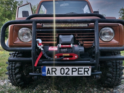 Suzuki Samurai off-road