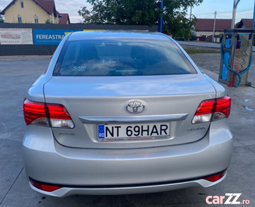 Toyota Avensis 1.8 automata 37mii km