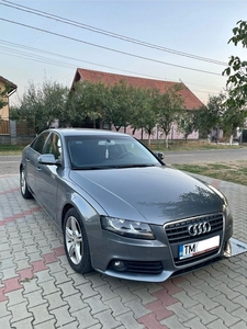 Vand Audi A4 B8 2.0