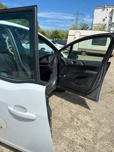 Vând Opel Meriva 2016