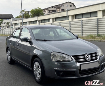 Volkswagen jetta // 159.000 km // benzină // 1.6 mpi ////