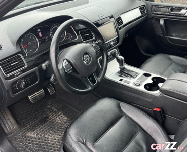 VW Touareg 7P an 2012