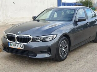 BMW Seria 3 320i AT