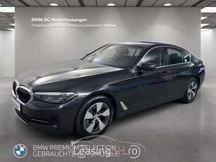 BMW Seria 5 520 d LiveCockpitProf. Driv.Assist AHK Lenkradhei