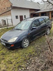 Ford Focus Break 1.8 TDDI, 90 CP, 66 KW albastru, an 2000