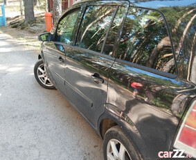 Opel Zafira b 2007