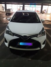 toyota yaris hybrid 2016