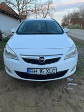 Vând 2011 Opel Astra J