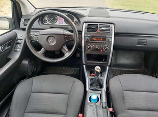 Vand Mercedes B Clas