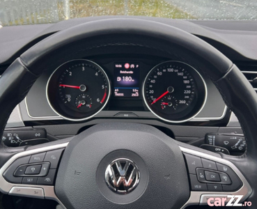Volkswagen Passat Business 2.0 TDI, 150 CP, DSG