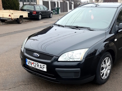 Ford focus 1.6 benzina an 2006 impecabil