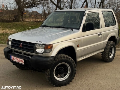 Mitsubishi Pajero Metal Top 2.5 TD GL