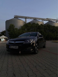 Opel Astra H Twintop Drencova
