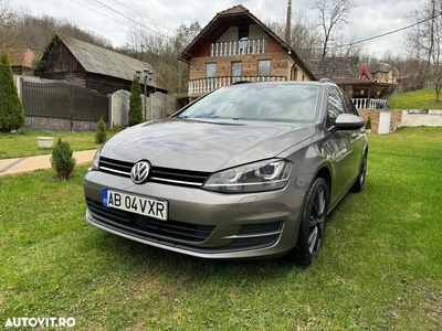 Volkswagen Golf Variant 1.6 TDI BlueMotion Technology DSG Comfortline