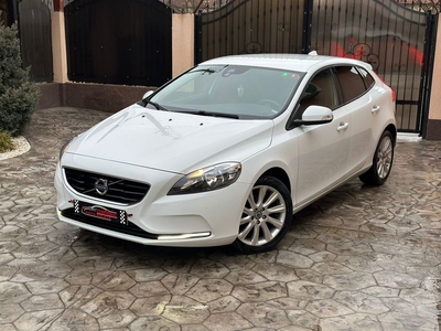 Volvo v40 D2 rate fixe avans 0 livrare gratuită Timisoara