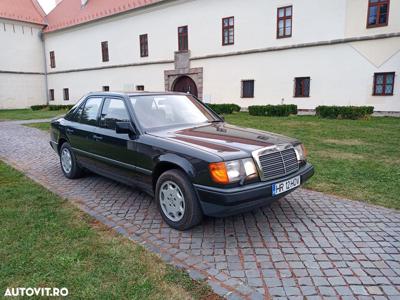 Mercedes-Benz W124