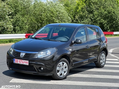 Dacia Sandero 1.2 Laureate