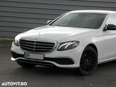 Mercedes-Benz E 220 d T 9G-TRONIC