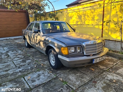 Mercedes-Benz W126