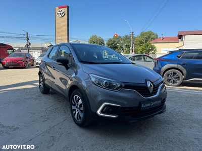 Renault Captur TCe Life