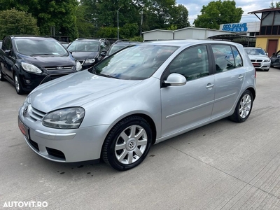 Volkswagen Golf 2.0 TDI DPF Highline