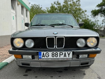 BMW 525I Automat Auto Istoric 1986