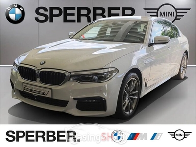 BMW Seria 5 520 d xDrive M-Sport LED Navi HUD Park-Ass