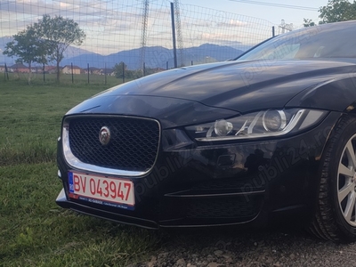 Jaguar XE 2.0