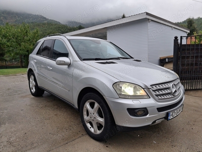 Mercedes ML 320 7G-tronic pachet off road Pro diferential blocabil