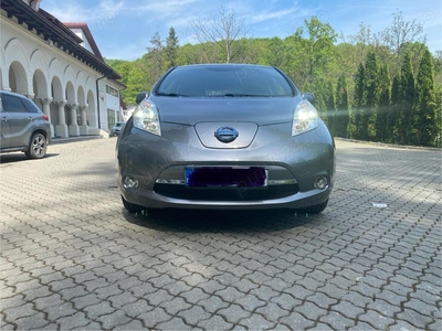 Nissan Leaf Tekna 30kwh