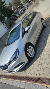 Opel astra k Sport Tourer