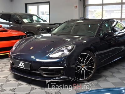 Porsche Panamera 4 21