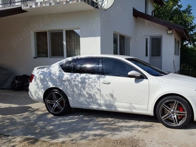 Skoda Octavia 3 VRS TDi , 184CP, 2015, E5, 29.000 km bord(crescator), fara Adblue