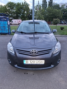 Toyota auris 2010 facelift 1.4 d4d diesel 6 viteze alarma senzori camera stare buna a te ok gri met