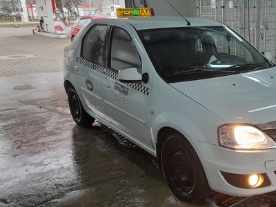 Vand Dacia Logan pe GPL