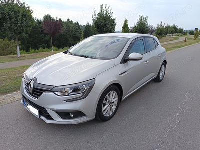 Vand Renault Megane Hachback 1,2 TCe (benzina) an fabricatie 2018