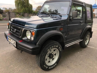 Vand Suzuki samurai model Japanez cu arcuri elicoidale