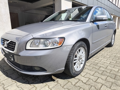 Volvo S 40