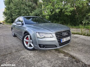 Audi A8 3.0 TDI DPF quattro tiptronic