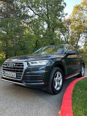 Audi Q5 2.0 40 TDI quattro S tronic Design